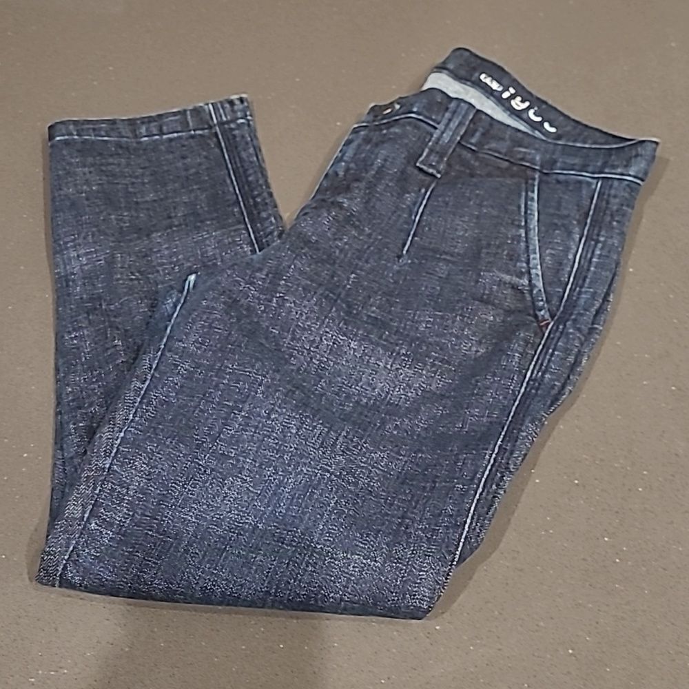 Gap 1969 sz 26/2 cotton  spandex blend jeans